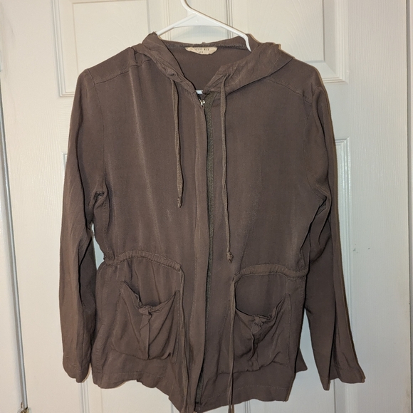 Light draw string jacket - Picture 4 of 4